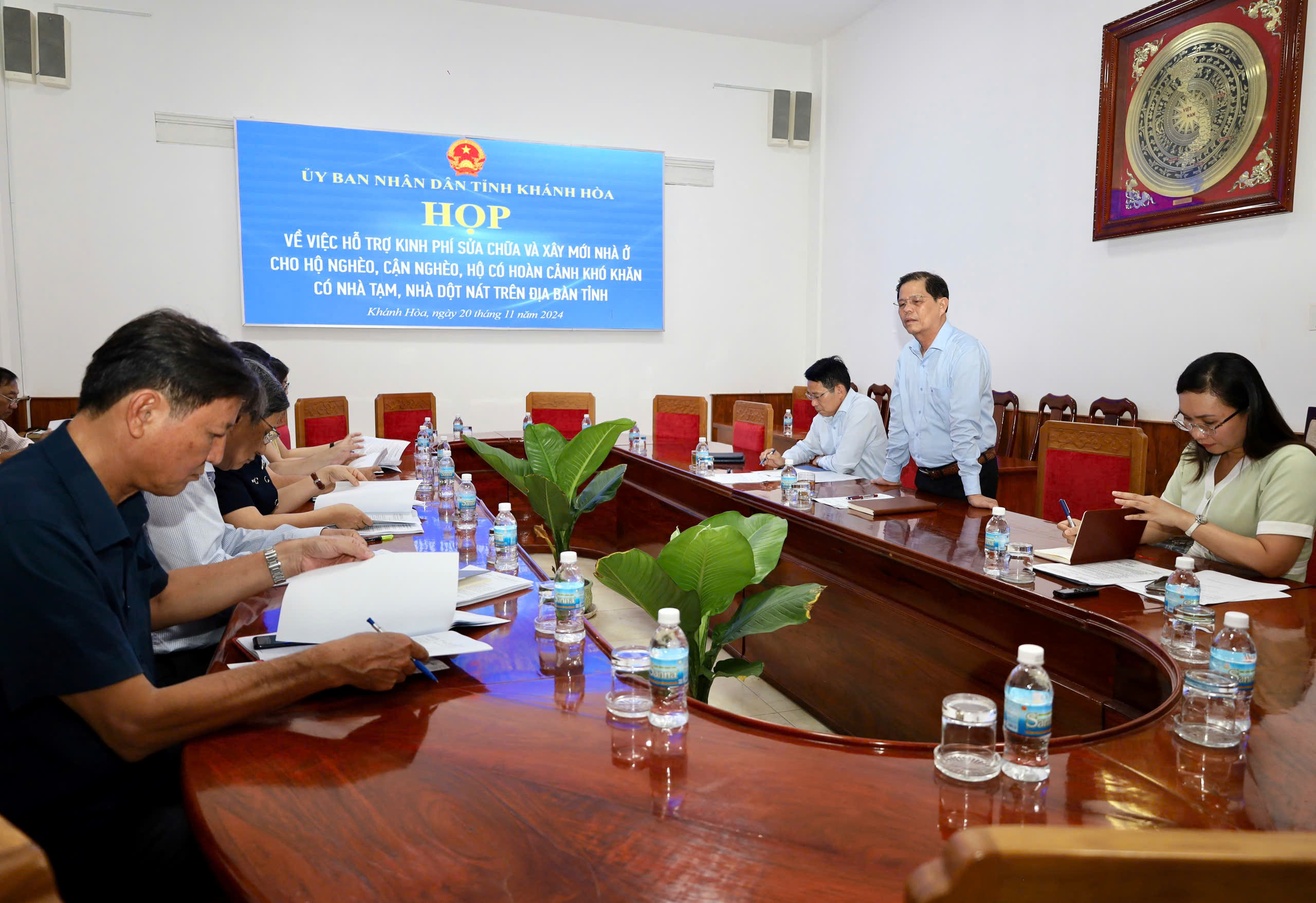 Đồng chí Nguyễn Tấn Tuân phát biểu chỉ đạo tại buổi làm việc