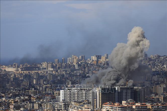 Căng thẳng tại Trung Đông: Quân đội Israel tiếp tục các cuộc oanh kích vào Liban và Dải Gaza