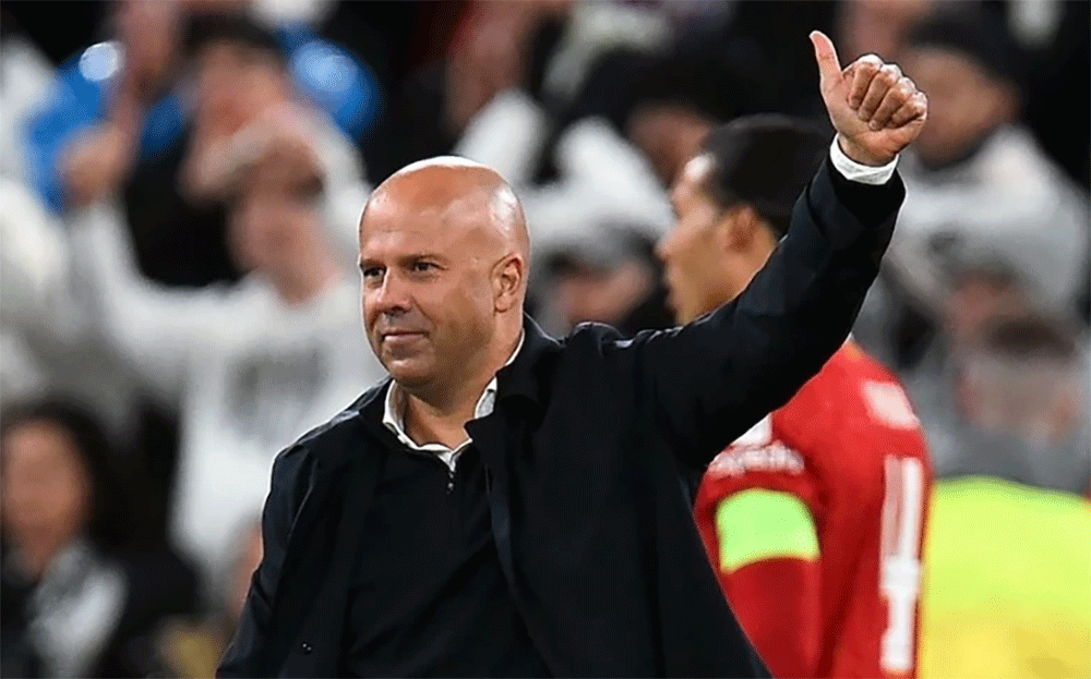 Liverpool, đã hay lại còn gặp may