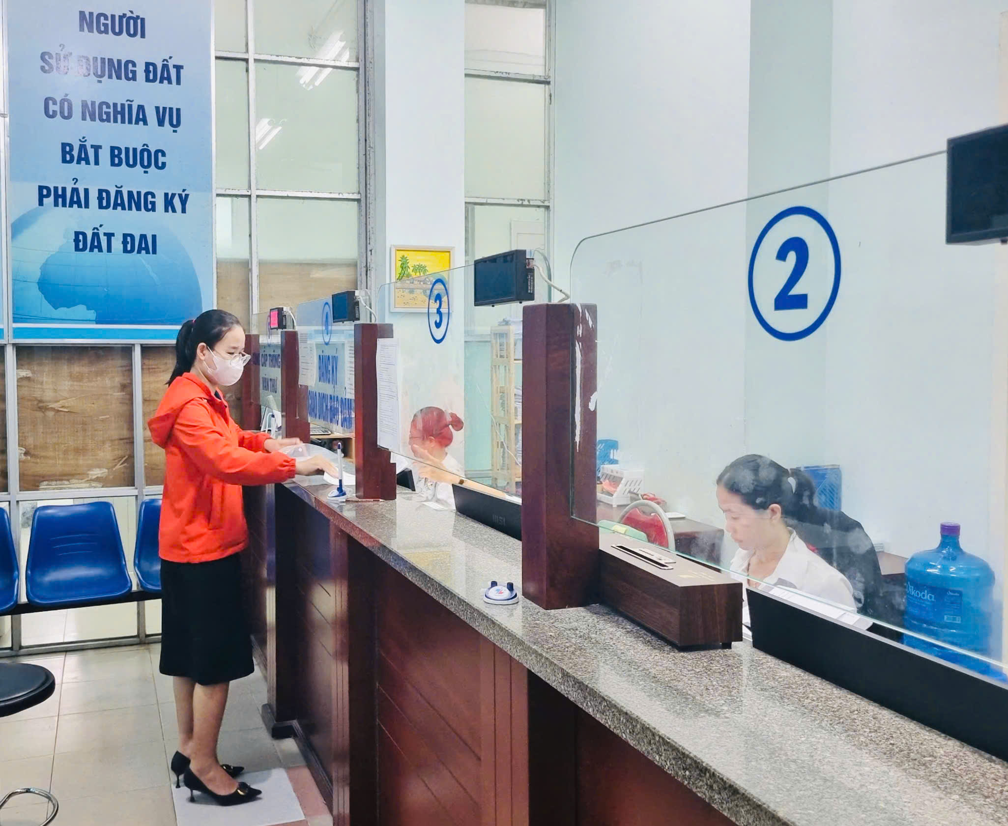 Các khoản thu từ lĩnh vực đất đai tăng cao