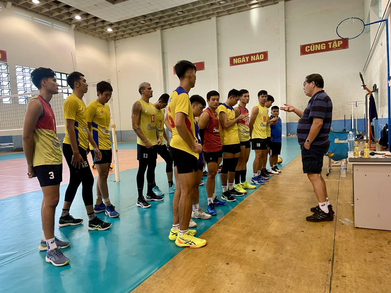 Đội bóng chuyền Sanest Khánh Hòa: Sẵn sàng cho giai đoạn vòng 2 giải vô địch quốc gia