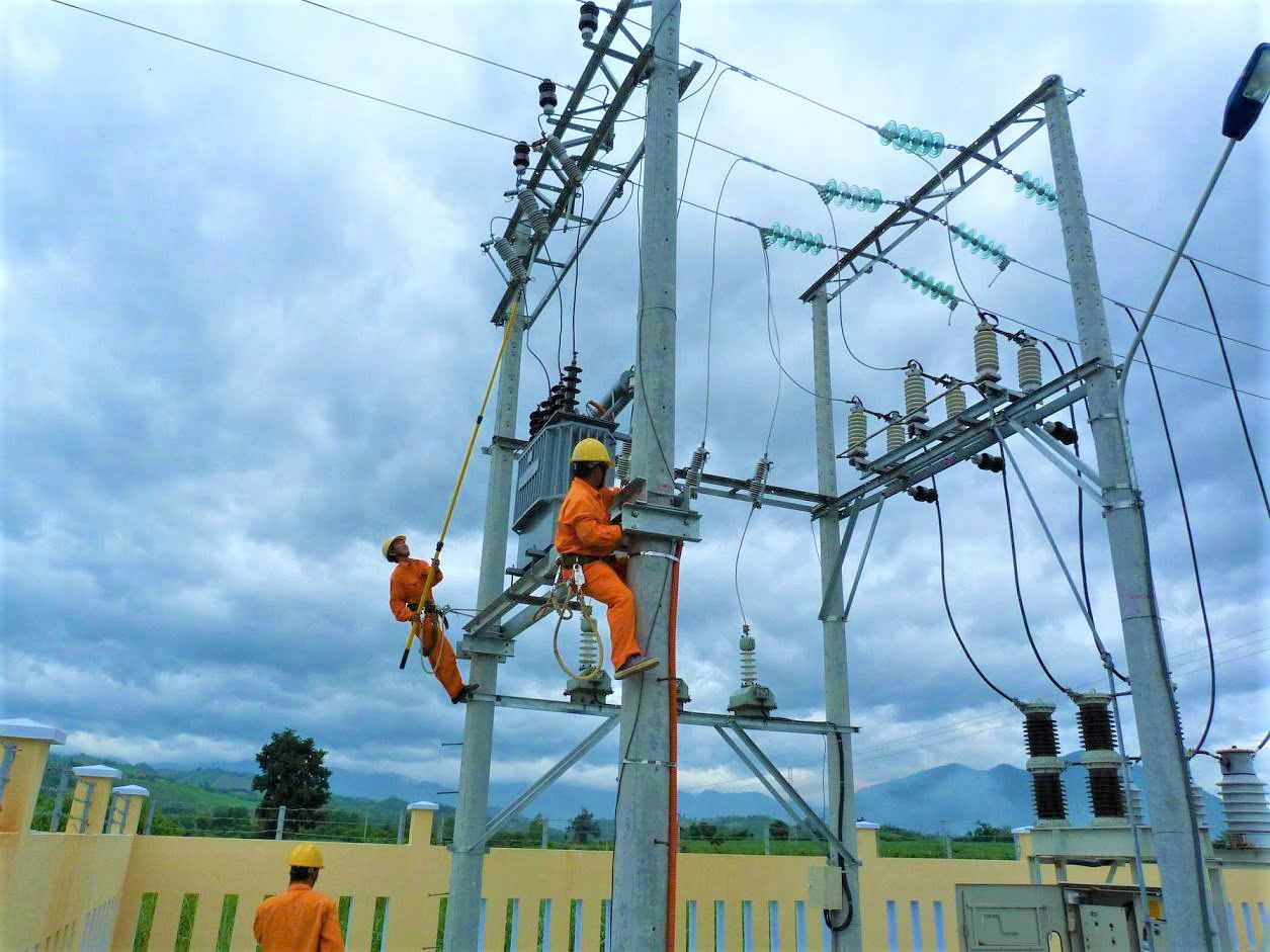 Đóng điện Trạm biến áp 35kV Khánh Vĩnh.