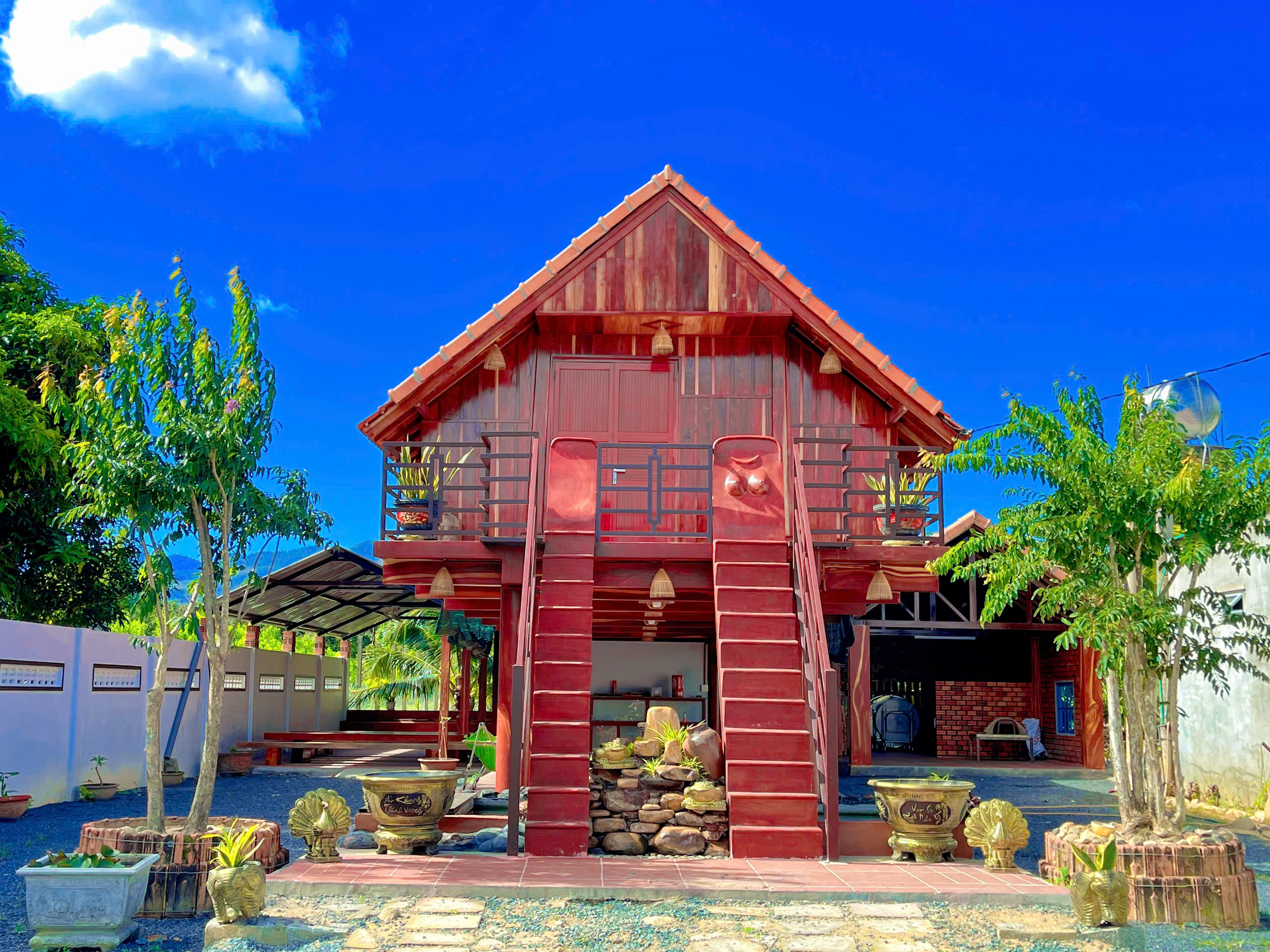 Độc đáo lễ cúng nhà dài của đồng bào Ê đê