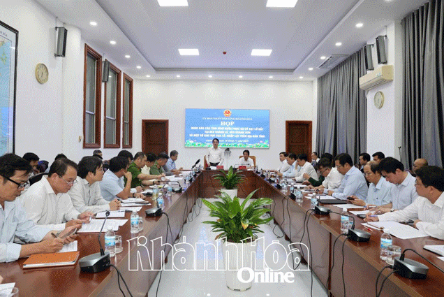 Podcast: Bản tin ngày 18-11