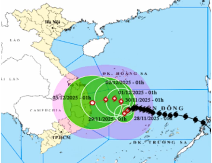 Bão số 15 di chuyển với tốc độ chậm