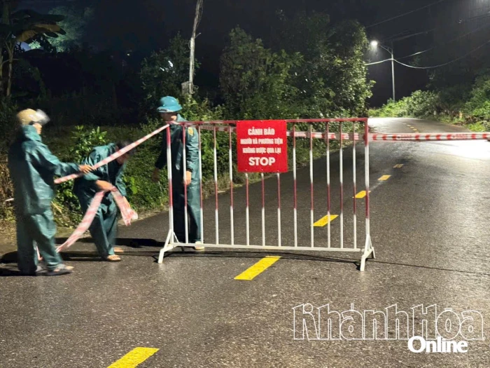 Xã Trung Khánh Vĩnh huy động các lực lượng ứng phó bão số 15