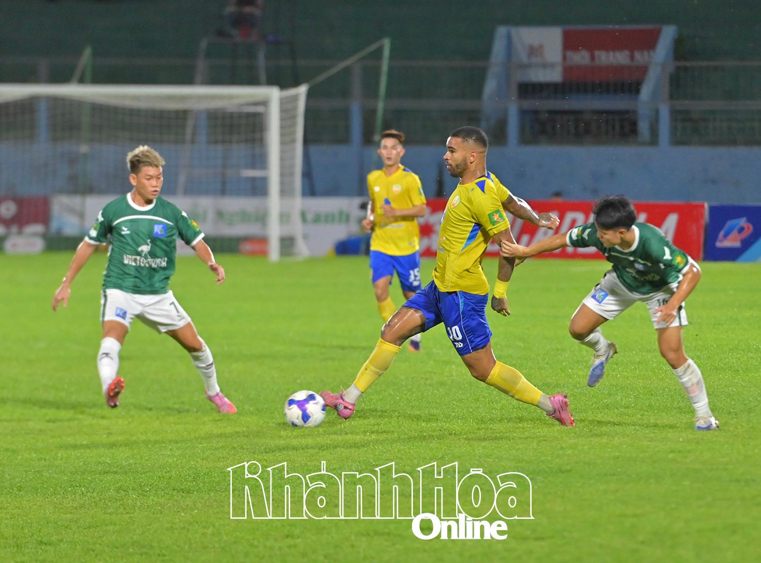 Khatoco Khanh Hoa have a tough match against Dong Thap in round 7

