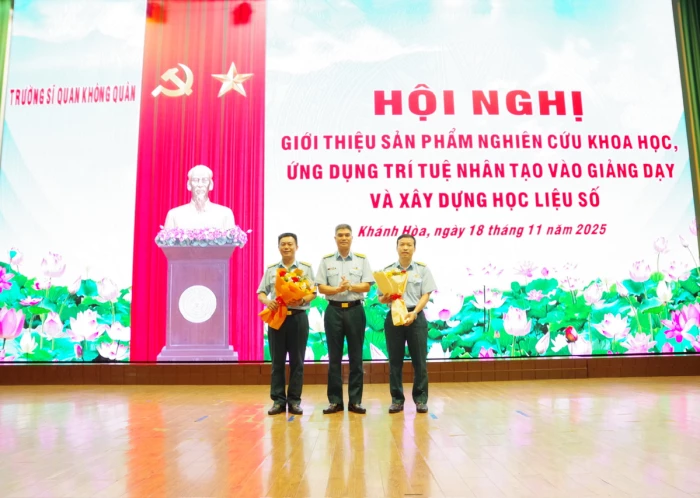 Trường Sĩ quan Không quân ứng dụng AI vào giảng dạy, xây dựng học liệu số