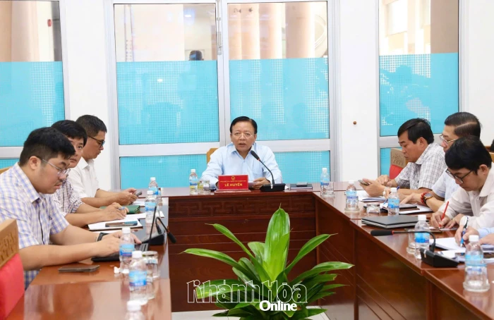 Khẩn trương hoàn thành giải phóng mặt bằng dự án đường liên vùng