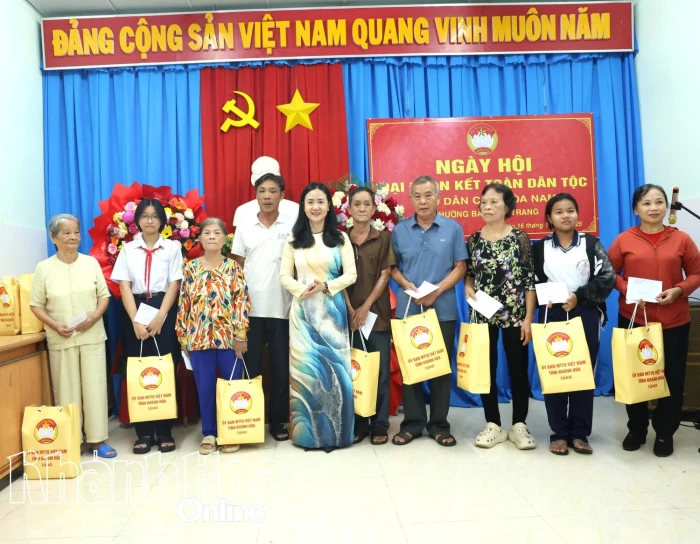 Ngày hội Đại đoàn kết toàn dân tộc tại Tổ dân phố 5 Hòa Nam