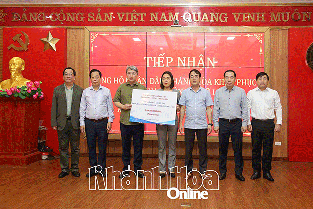 Podcast: Bản tin ngày 25-11