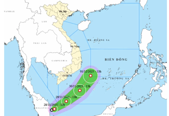 Áp thấp nhiệt đới gần Biển Đông