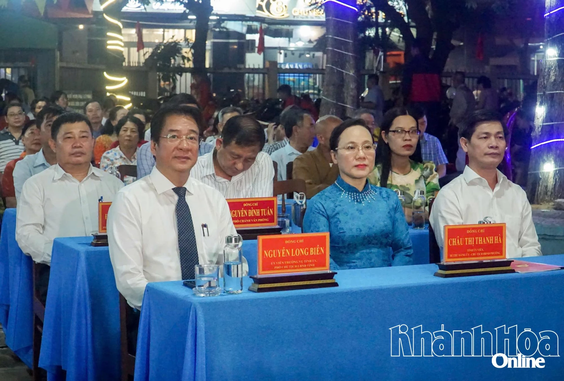 Đồng chí Nguyễn Long Biên - Phó Chủ tịch UBND tỉnh tham dự Ngày hội Đại đoàn kết toàn dân tộc tại phường Phan Rang.
