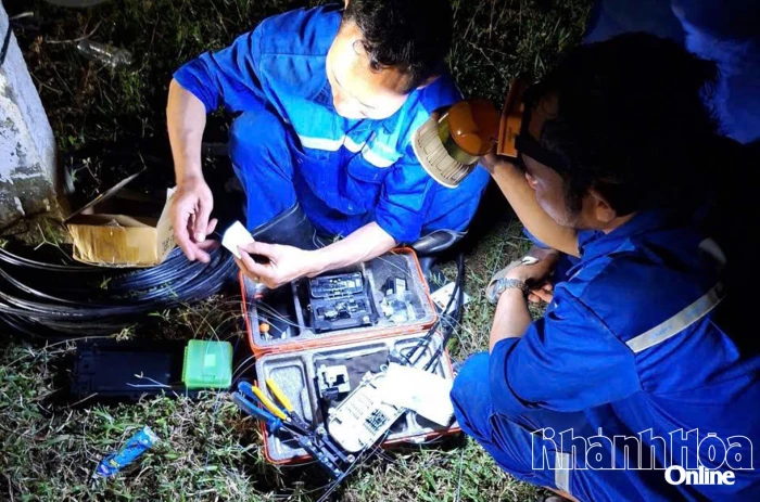 Khắc phục hơn 95% trạm BTS bị ngập, tỷ lệ phủ sóng di động đạt 98%