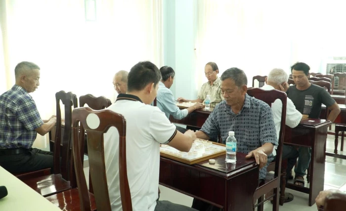 20 kỳ thủ tranh tài Giải cờ tướng phường Cam Ranh năm 2025