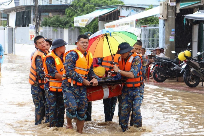 Nghĩa tình người lính hải quân