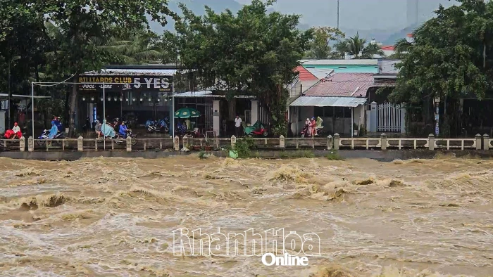Dự báo lũ trên sông Cái Nha Trang lên lại