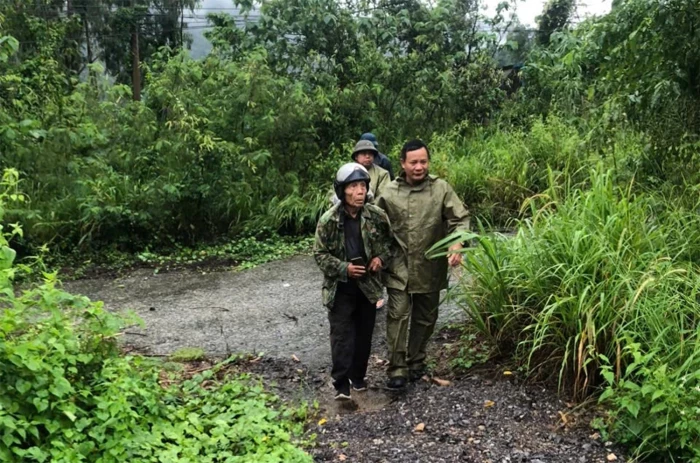 Xã Tây Ninh Hòa: Di dời các hộ dân khỏi khu vực đèo Phượng Hoàng