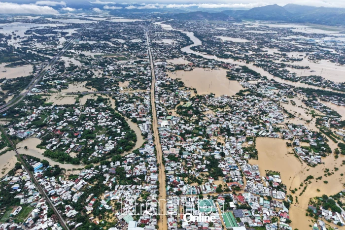 Toàn cảnh khu vực Tây Nha Trang bị ngập nhìn từ trên cao ngày 17-11