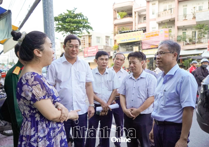 Phó Chủ tịch UBND tỉnh Trần Hòa Nam kiểm tra công tác ứng phó bão Kalmaegi