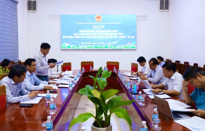 Khẩn trương hoàn thiện báo cáo gửi Thủ tướng Chính phủ xem xét, quyết định đầu tư tuyến cao tốc Nha Trang - Đà Lạt