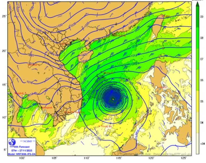 Gió mạnh trên vùng biển tỉnh Khánh Hòa