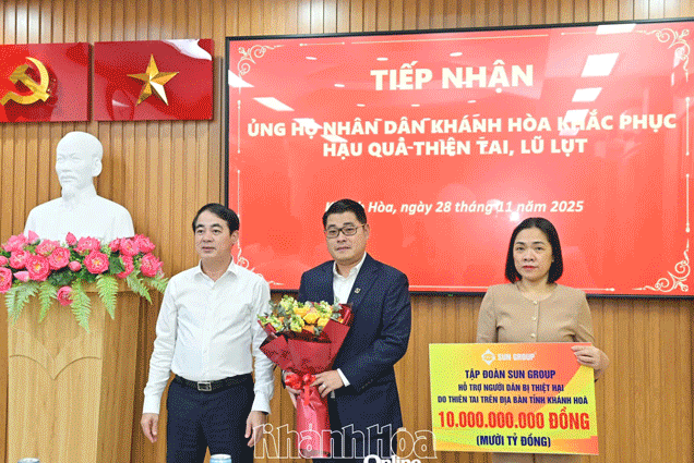 Podcast: Bản tin ngày 28-11