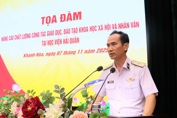 Học viện Hải quân tọa đàm nâng cao chất lượng giáo dục, đào tạo khoa học xã hội và nhân văn