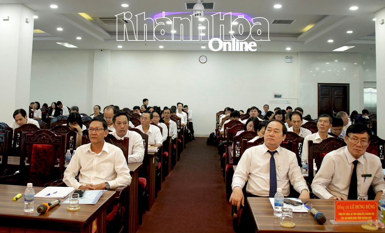 Các đại biểu dự tập huấn.