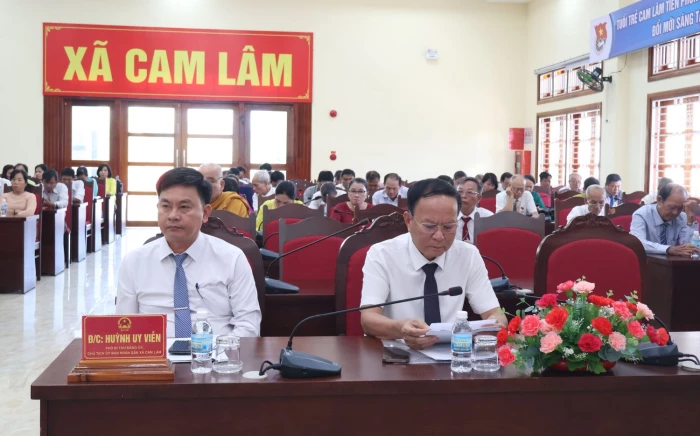 Kỳ họp chuyên đề HĐND xã Cam Lâm khóa I