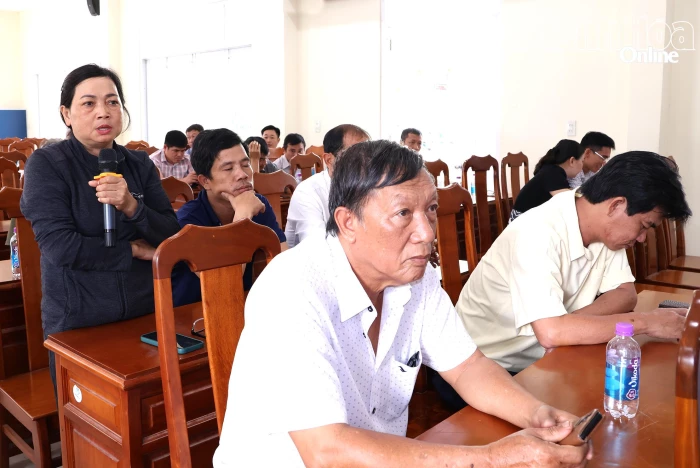 Đại biểu HĐND tỉnh Khánh Hòa tiếp xúc cử tri xã Suối Dầu