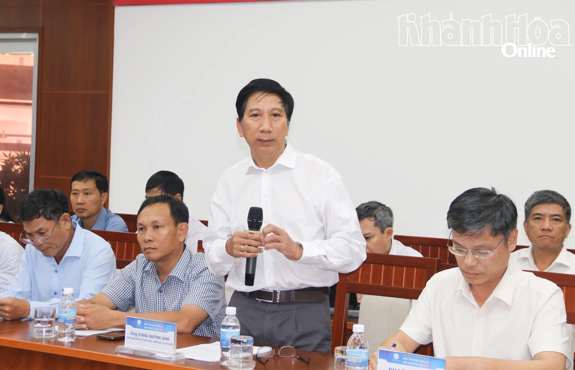 Lãnh đạo Sở Văn hóa, Thể thao và Du lịch thông tin về kết quả, thực trạng, khó khăn trong thực hiện ứng dụng công nghệ trong ngành du lịch.