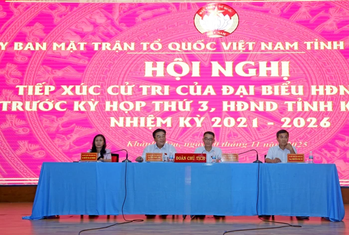 Đại biểu HĐND tỉnh tiếp xúc cử tri phường Nha Trang