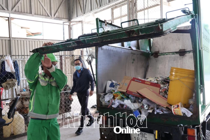 Siết chặt quản lý chất thải rắn sinh hoạt, chất thải nhựa, nhập khẩu phế liệu