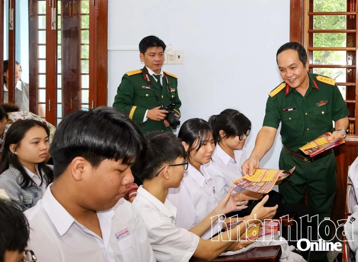 Công tác tuyên truyền pháp luật của lực lượng vũ trang tỉnh Khánh Hòa: Sát thực tế, phù hợp từng đối tượng