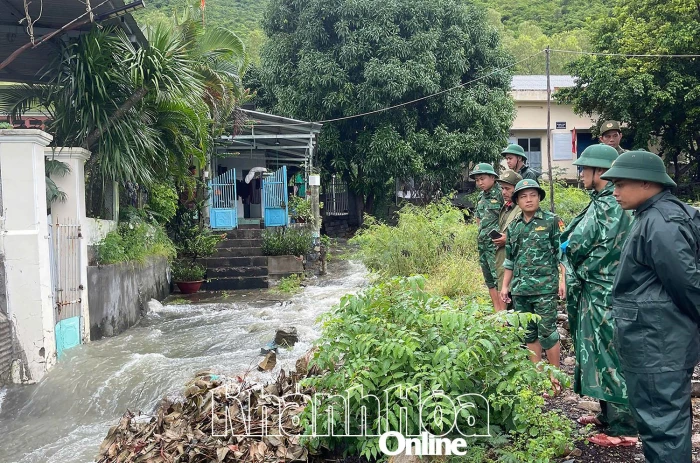 Khu vực Nha Trang tích cực triển khai chống ngập lụt, sạt lở đất