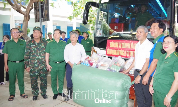 TP. Hồ Chí Minh đã hỗ trợ Khánh Hòa hơn 1.844 tấn hàng hóa các loại