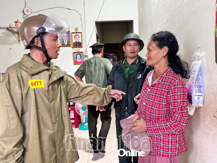 Phường Nam Nha Trang phấn đấu hoàn thành sơ tán dân tránh bão trong chiều 6-11