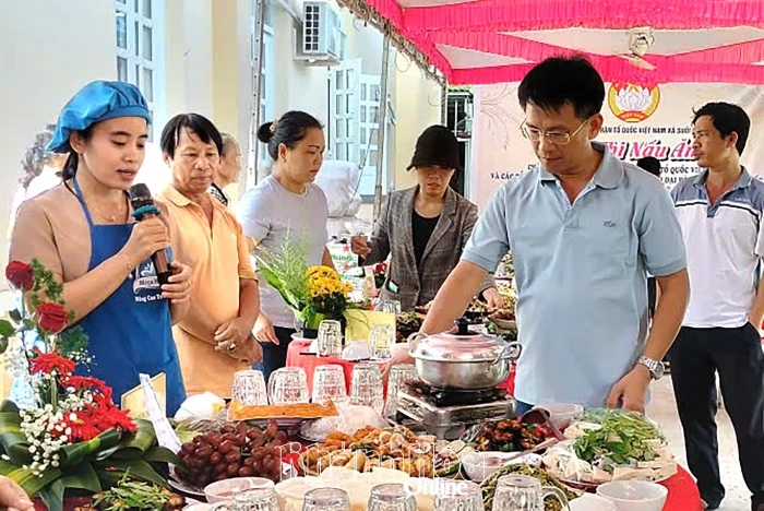 Xã Suối Dầu tổ chức Ngày hội Đại đoàn kết toàn dân tộc