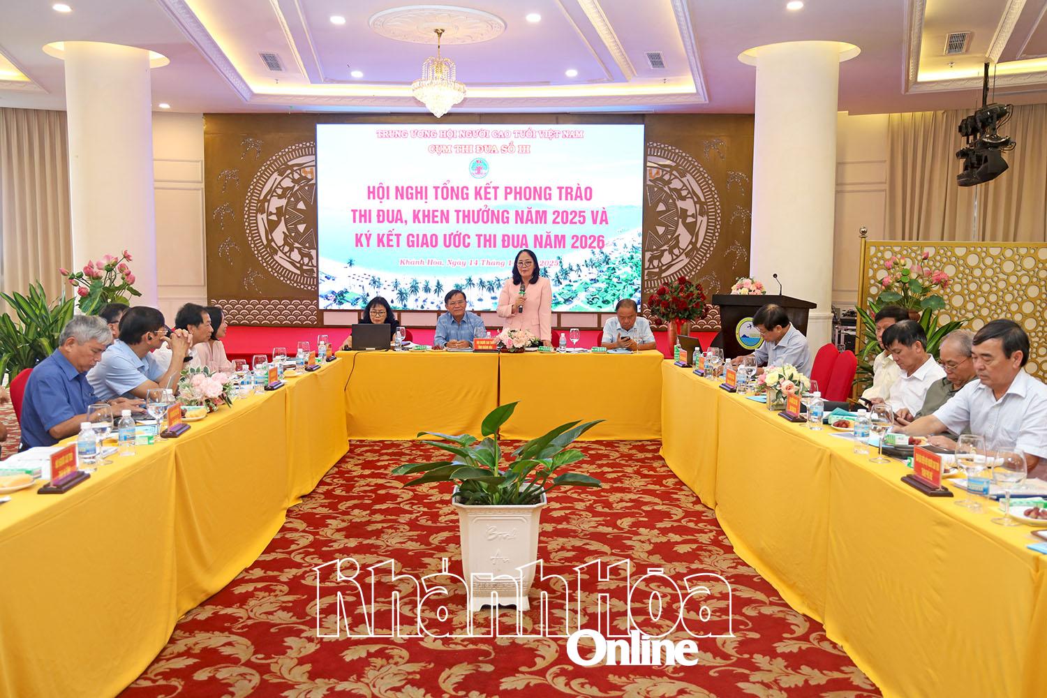 Quang cảnh hội nghị.