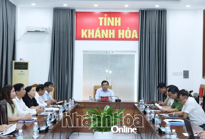 Tập trung mọi nguồn lực để ứng phó với bão số 13