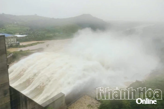 16 hồ điều tiết mực nước, phủ nhận tin đồn vỡ đập, hồ chứa nước