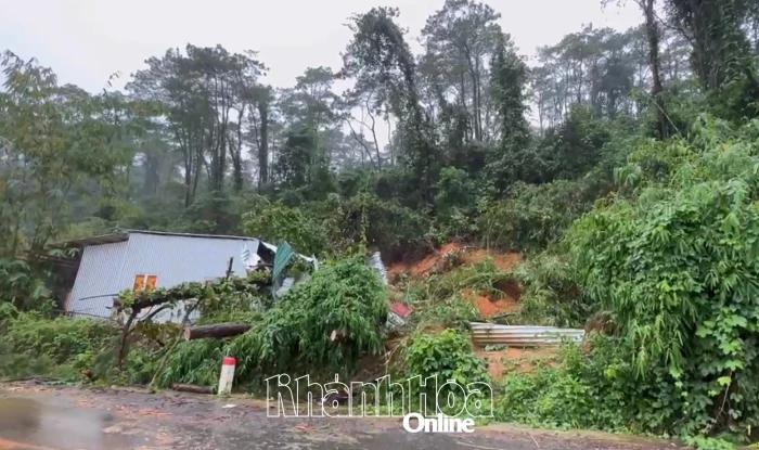 Xã Khánh Sơn: Nhiều thiệt hại do mưa lũ