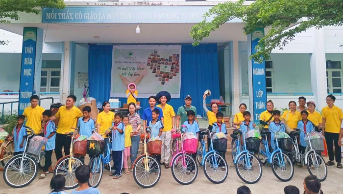 Xã Phước Hà đón nhận “Chuyến xe trao yêu thương”