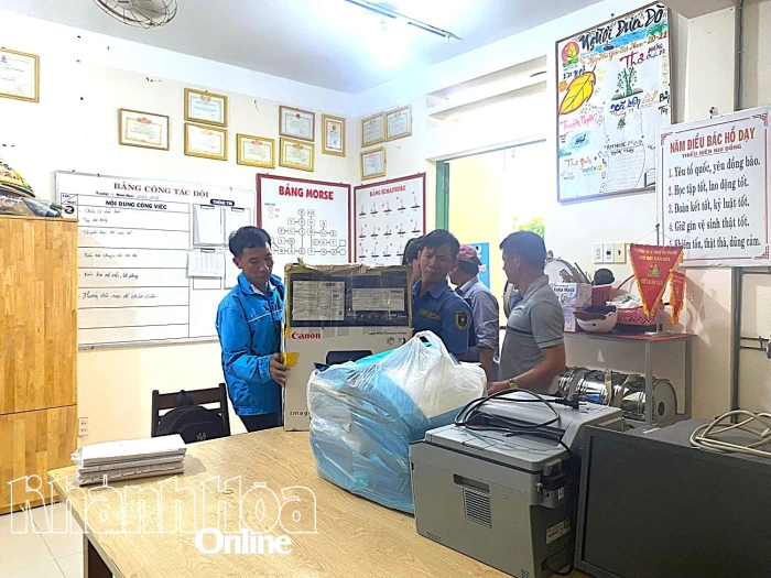 Các trường chủ động cho học sinh nghỉ học nếu mưa lớn