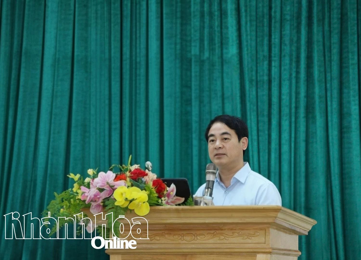 Bí thư Tỉnh ủy Nghiêm Xuân Thành phát biểu tại buổi làm việc.