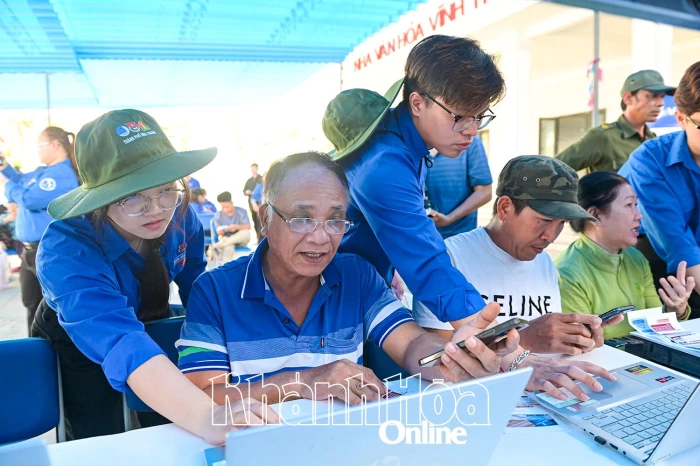 Tuổi trẻ xung kích trên “mặt trận số”