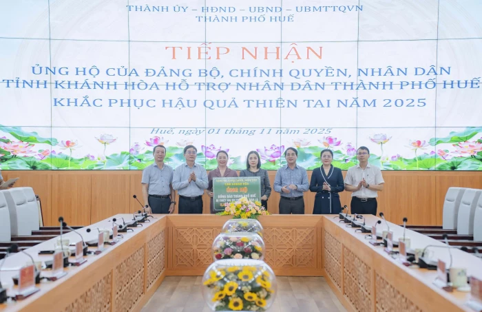 Tỉnh Khánh Hòa hỗ trợ thành phố Huế 2 tỷ đồng khắc phục hậu quả mưa lũ