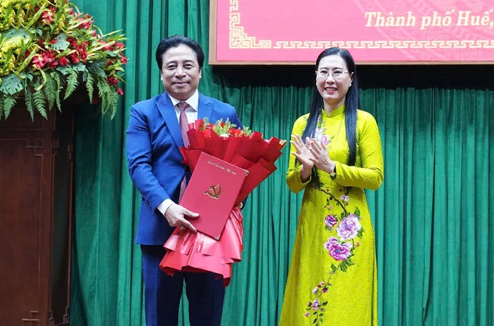 Đồng chí Nguyễn Khắc Toàn giữ chức Phó Bí thư Thành ủy Huế