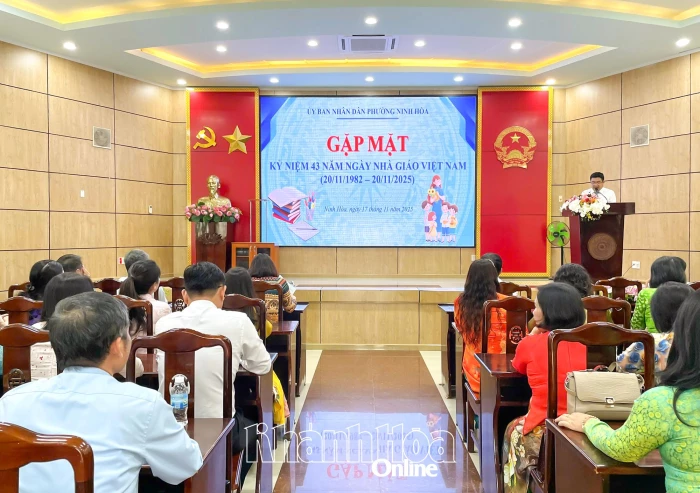 Phường Ninh Hòa gặp mặt, tri ân các nhà giáo